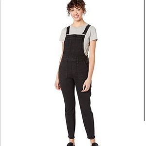 Madewell skinny velvet overalls